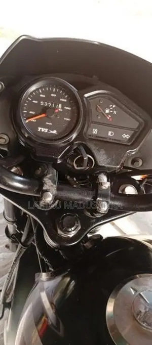 TVS Metro 2015