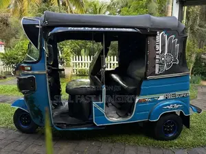 Bajaj RE Three Wheeler 2015