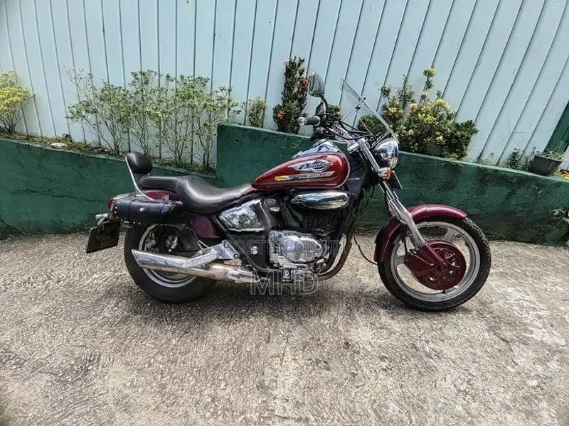 Honda Phantom 200 2012