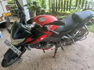 Bajaj Pulsar N160 2017