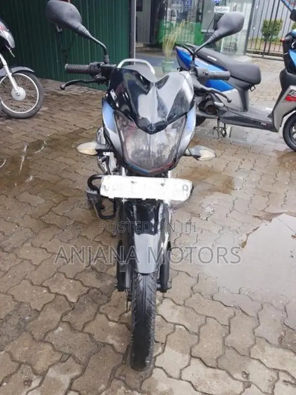 Bajaj Discover 125 2015