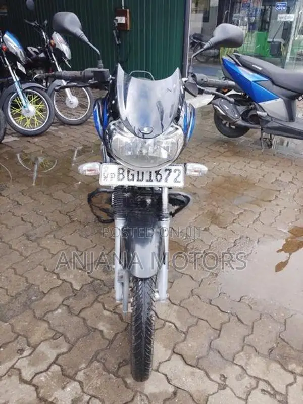 Bajaj Discover 125 2017