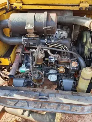 Yanmar B27 2005 Heavy-Duty (Used)