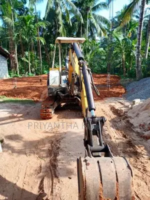 Yanmar B27 2005 Heavy-Duty (Used)