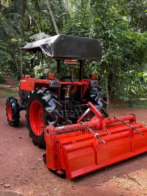 Kubota L4508 2023 Tractor (Used)