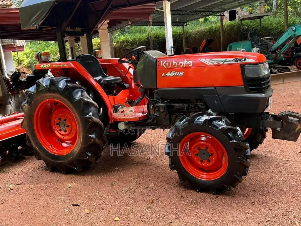 Kubota L4508 2023 Tractor (Used)