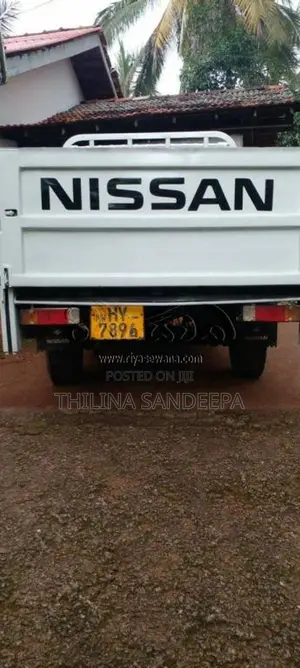 Nissan Atlas 1999 Crew Cab (Used)