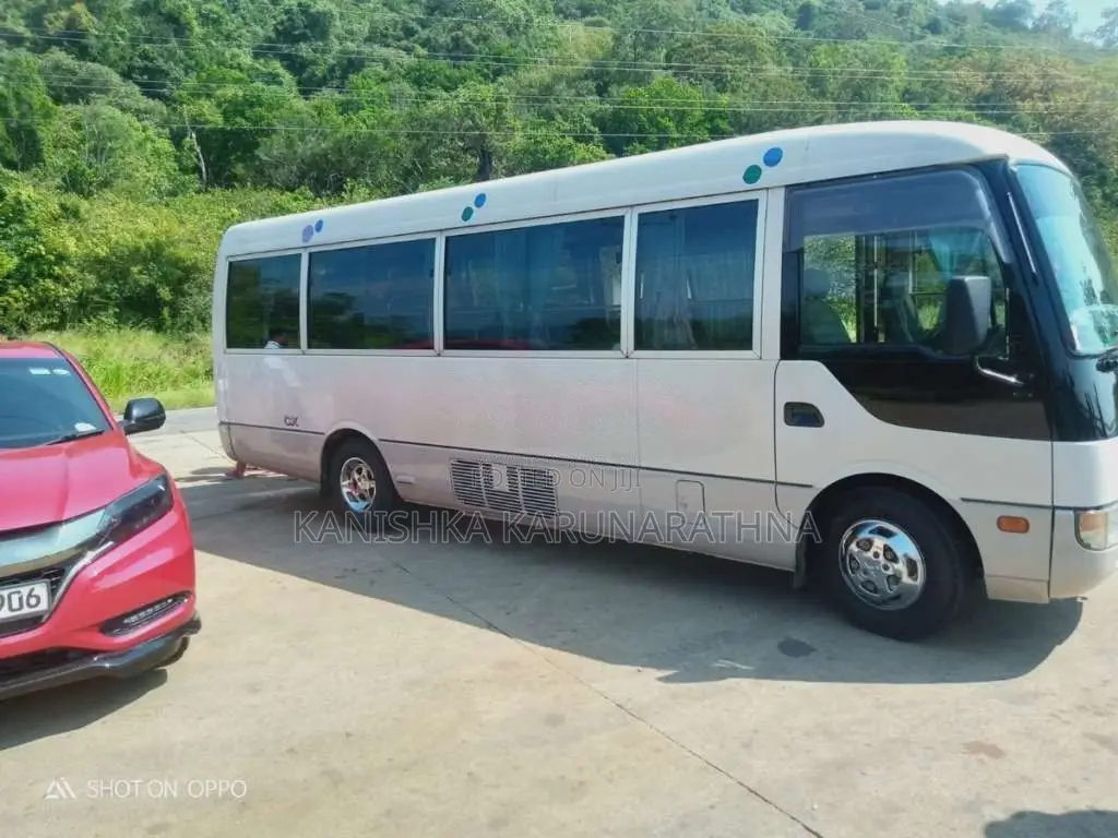 Mitsubishi Rosa Fuso 2001 Bus (Used)