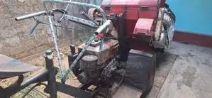 Longjia Tractor 1990 Heavy-Duty (Used)