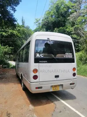 Mitsubishi Rosa Fuso 2001 Bus (Used)