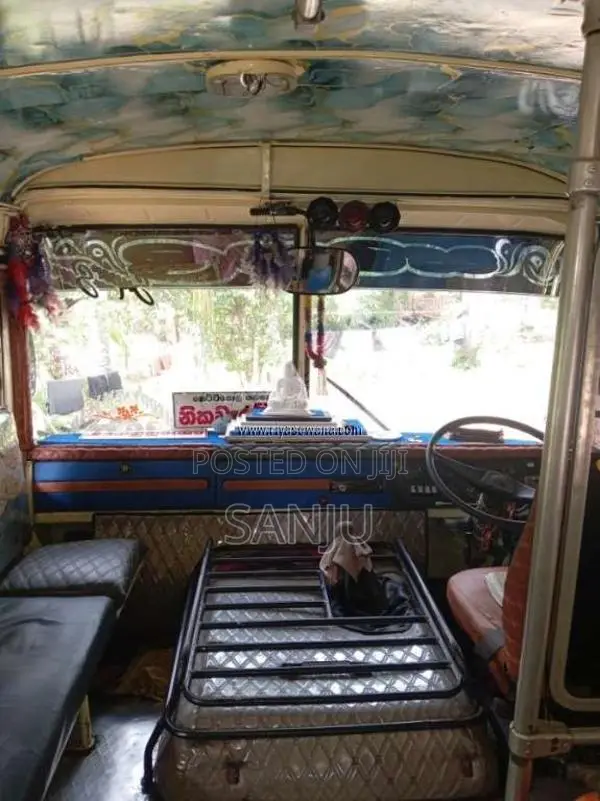 Tata 909 1990 Bus (Used)