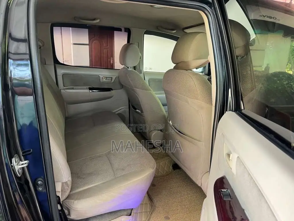Toyota Hilux 2007 Pickup (Used)