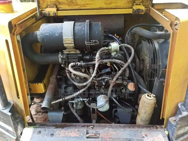 Yanmar B37 2000 Heavy-Duty (Used)