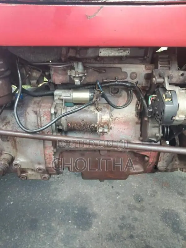 Massey-Ferguson 135 DL 1980 Tractor (Used)