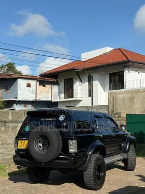 Toyota Hilux Surf 2005 Pickup (Used)