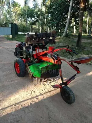 Kubota Sifang 2011 Tractor (Used)