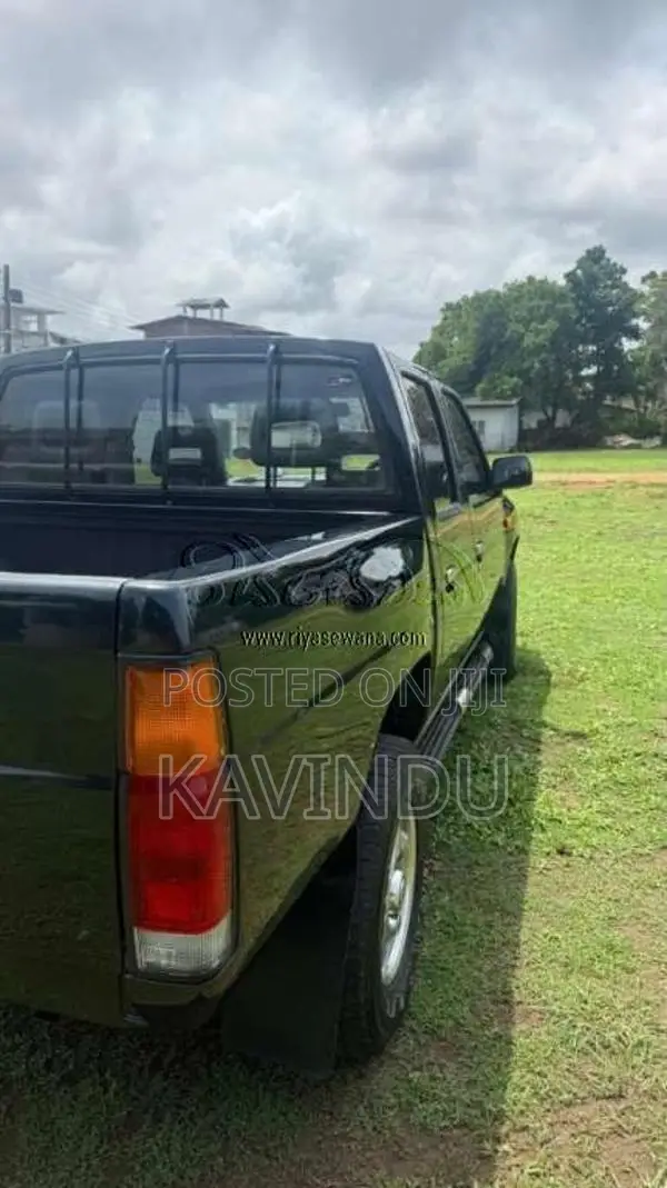 Nissan D21 1994 Pickup (Used)