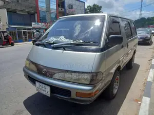 Toyota Lotto CR27 1994 Van (Used)