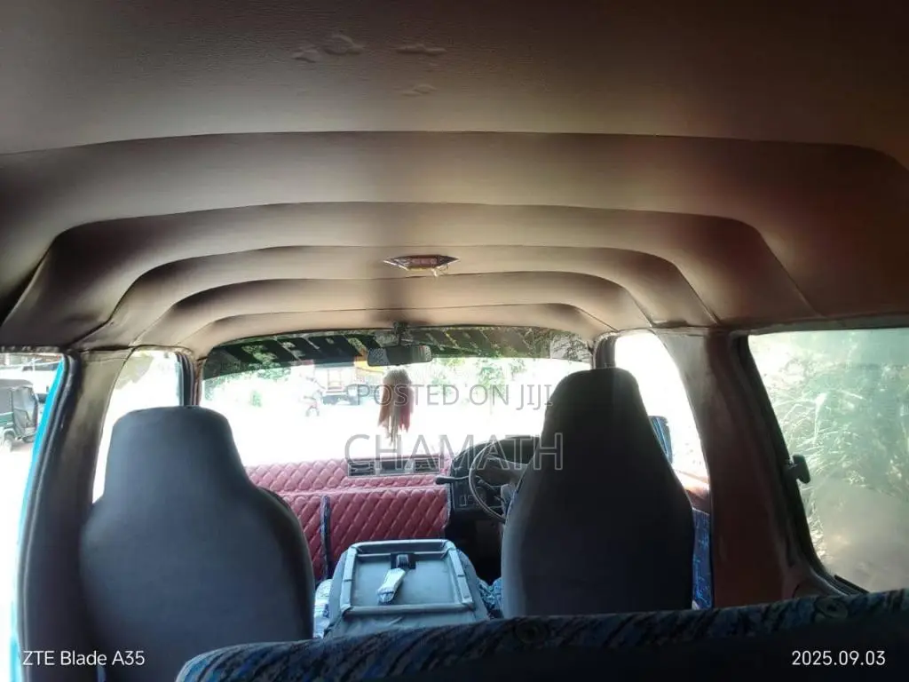 Isuzu Fargo 1987 Van (Used)