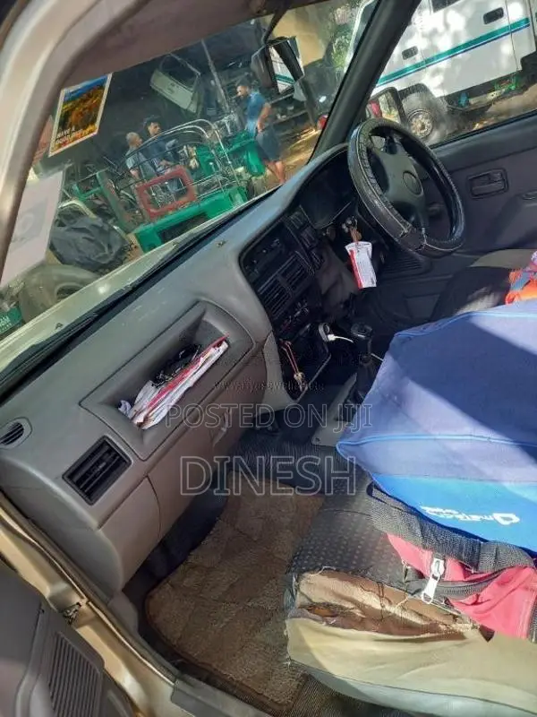 Isuzu Double Cab 2000 Pickup (Used)