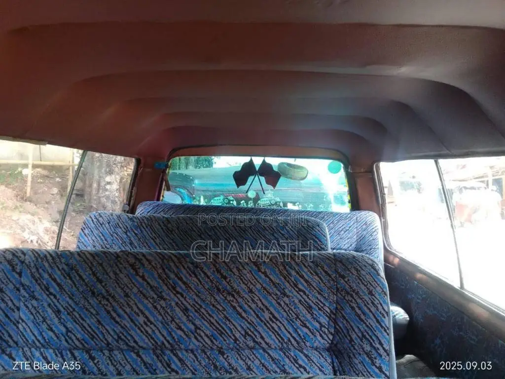 Isuzu Fargo 1987 Van (Used)