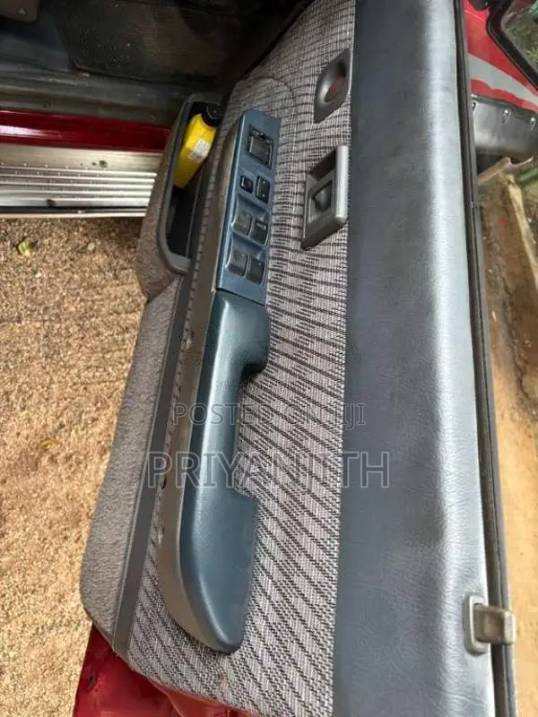 Toyota Hilux 107 1993 Pickup (Used)
