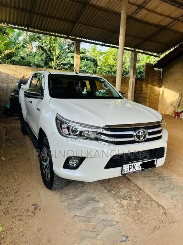 Toyota Hilux 2019 Pickup (Used)