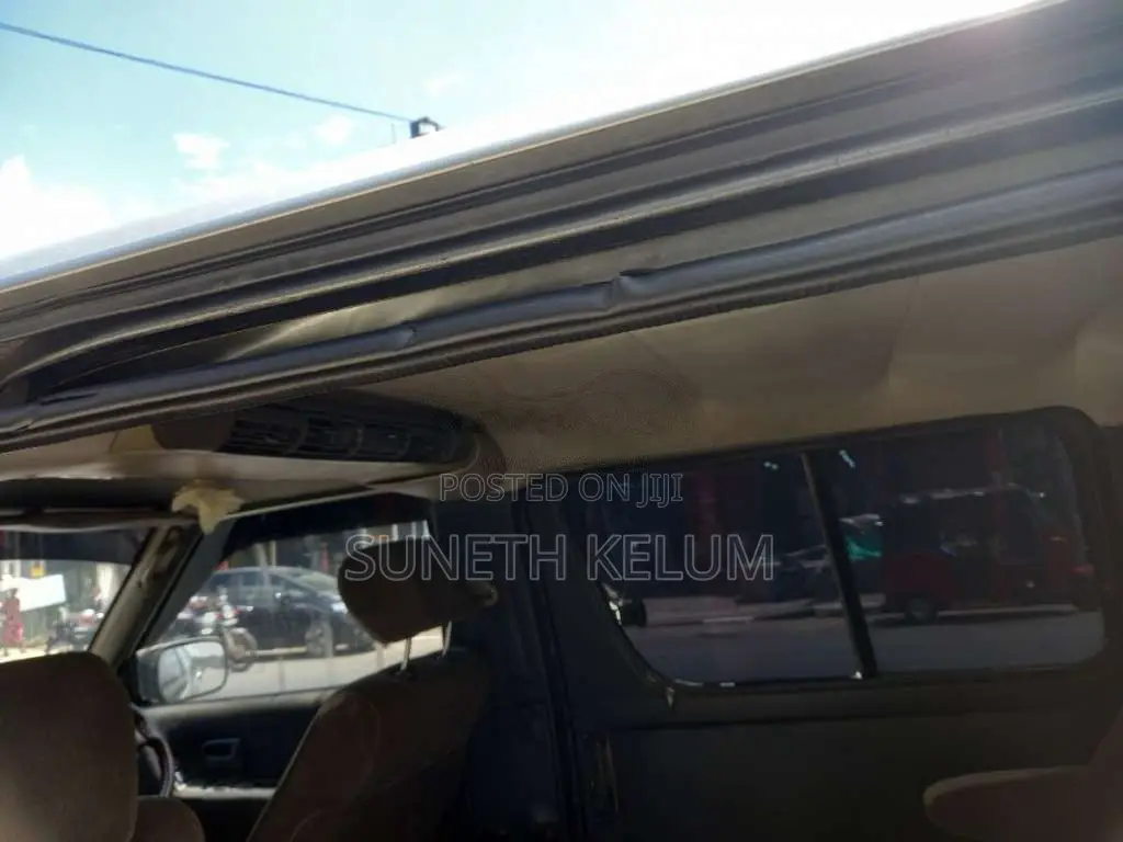 Toyota Lotto CR27 1994 Van (Used)
