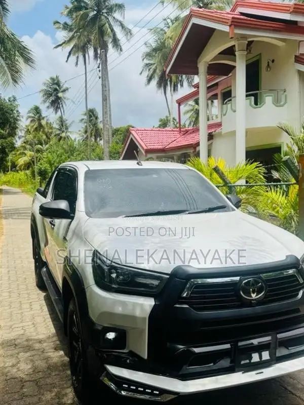 Toyota Rocco 2025 Pickup (Used)