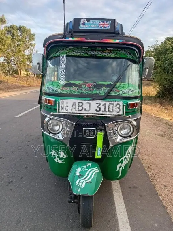 Bajaj RE 4 Stroke 2015 Three Wheel (Used)