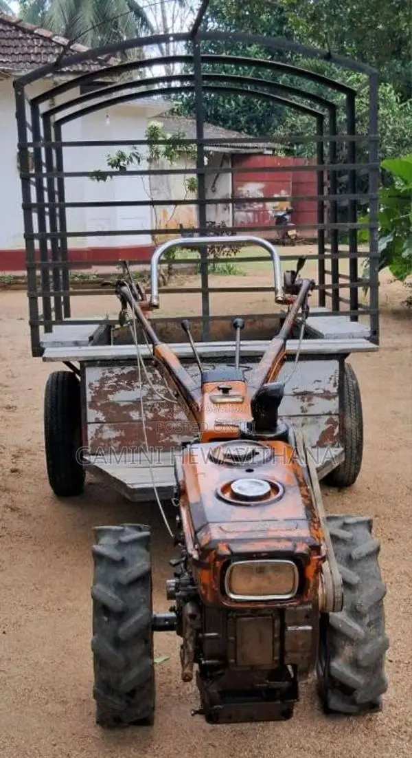 Kubota K7 1985 Tractor (Used)