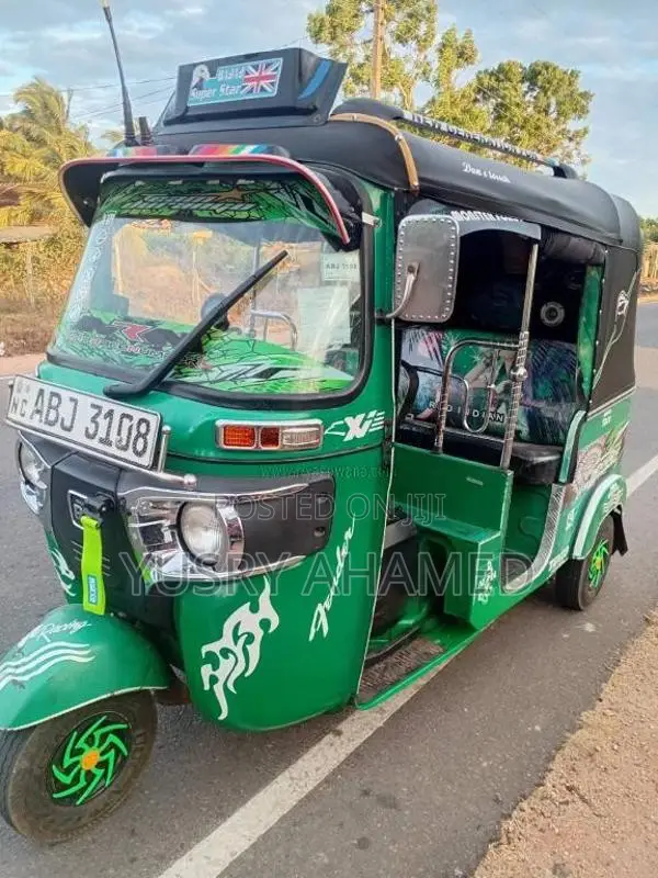 Bajaj RE 4 Stroke 2015 Three Wheel (Used)