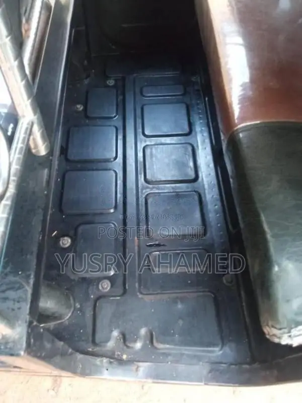 Bajaj RE 4 Stroke 2014 Three Wheel (Used)