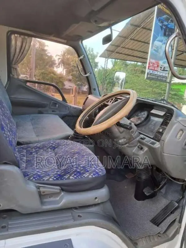 Mitsubishi Canter 1991 Lorry (Used)