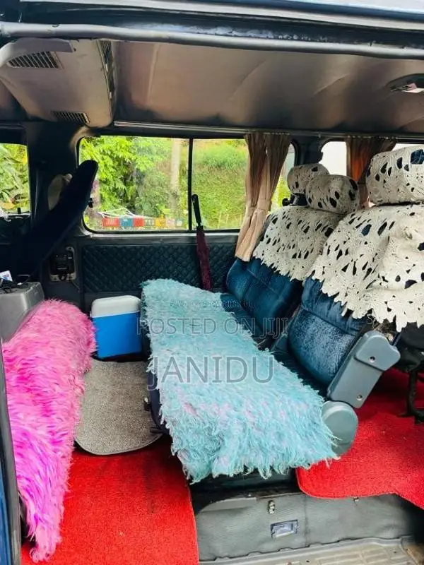 Nissan Caravan 1995 Van (Used)