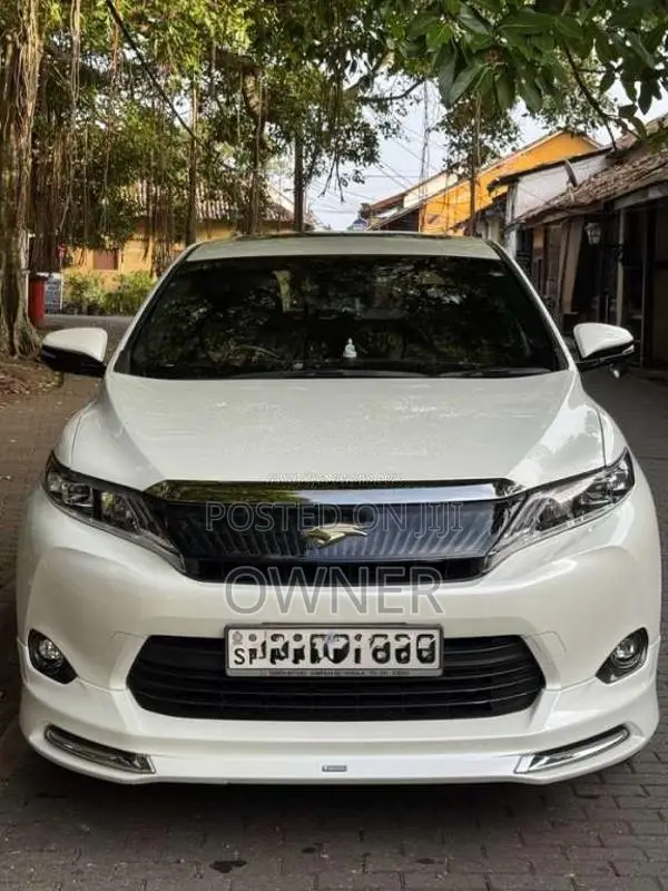Toyota Harrier 2015 SUV (Used)