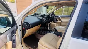 Toyota 150 2015 SUV (Used)