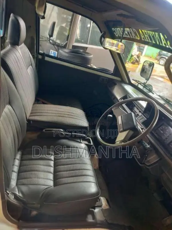 Nissan Vanette 1993 Lorry (Used)
