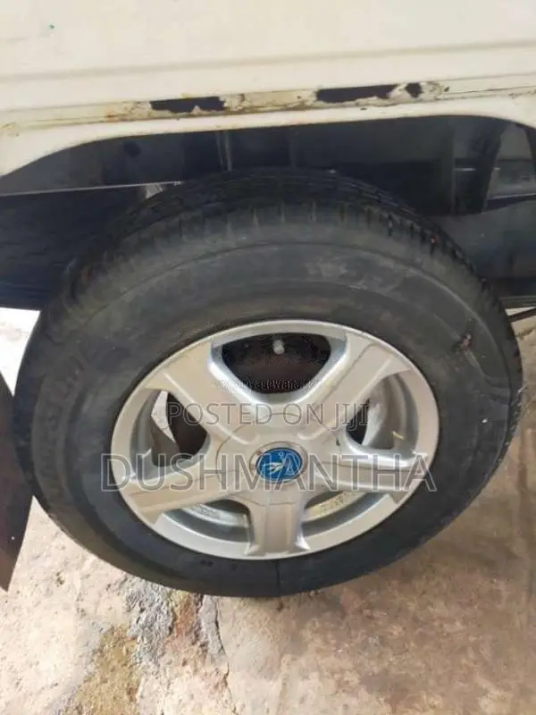 Nissan Vanette 1993 Lorry (Used)