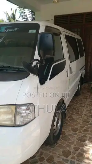 Nissan Vanette 2000 Van (Used)