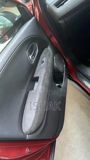 Honda Vezel RS Sensing 2016 SUV (Used)