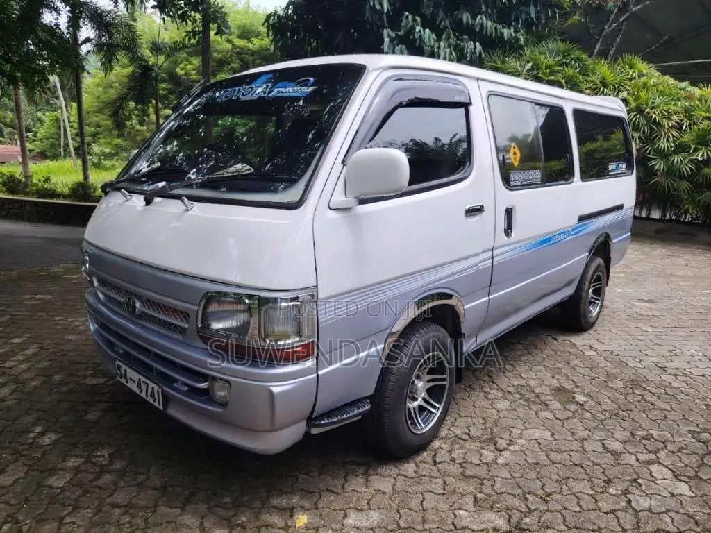 Toyota Dolphin LH113 1990 Van (Used)