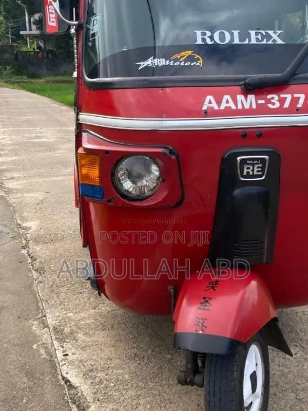 Bajaj RE 205 2014 Three Wheel (Used)
