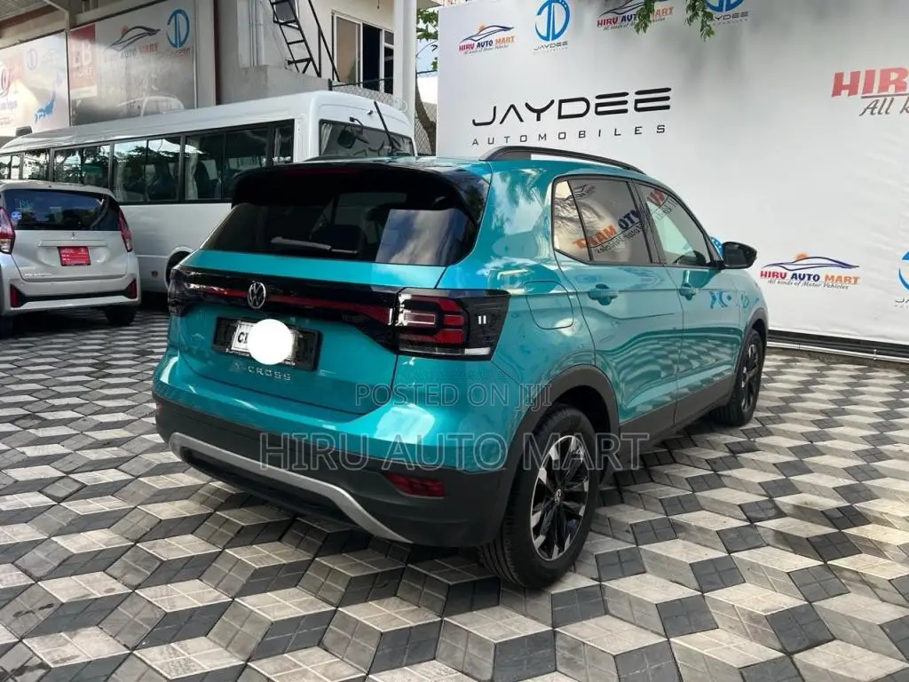Volkswagen T Cross 2023 SUV (Used)