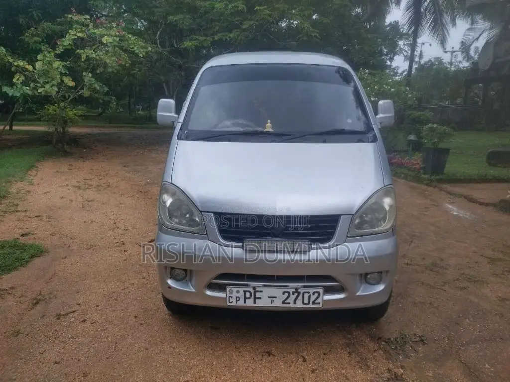 Micro MPV Junior 3 2013 Van (Used)