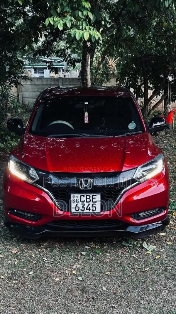 Honda Vezel RS 2018 SUV (Used)