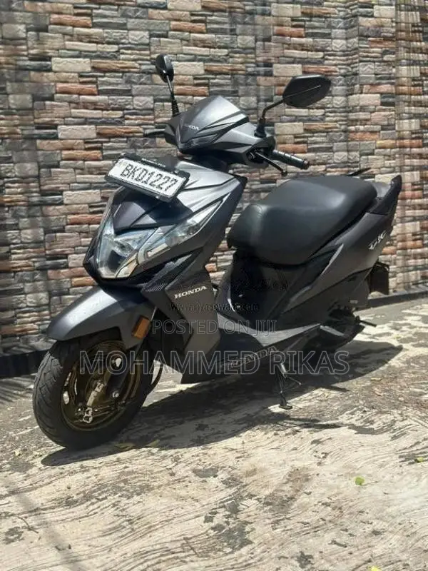Honda Dio 2025 Motorbike (Used)