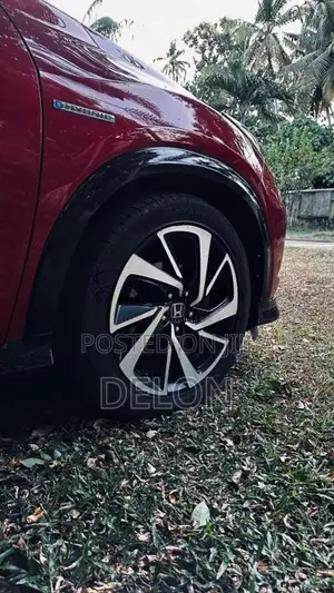 Honda Vezel RS 2018 SUV (Used)