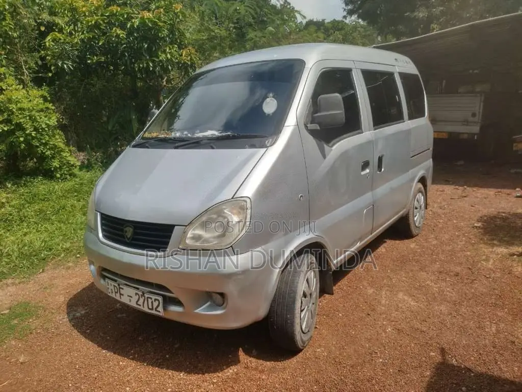 Micro MPV Junior 3 2013 Van (Used)