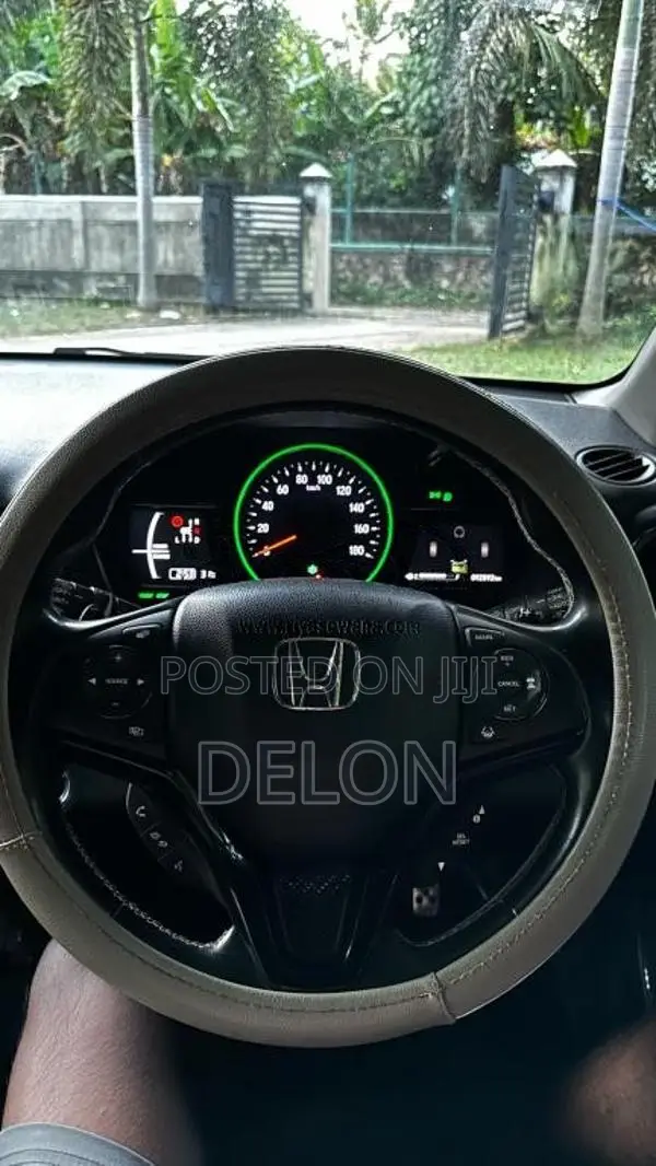 Honda Vezel RS 2018 SUV (Used)